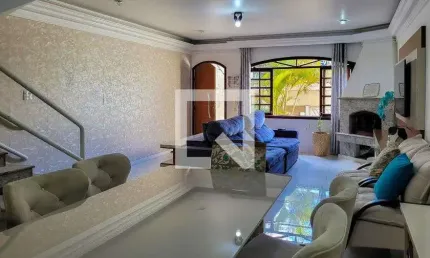 Casa para Venda - Nova Petrópolis, 3 Quartos,  266 m² - São Bernardo do Campo