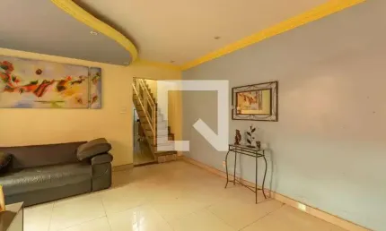 Casa para Venda - São João Batista, 2 Quartos,  372 m² - Belo Horizonte