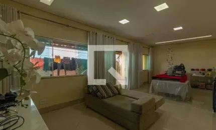 Casa para Venda - Rio Branco, 4 Quartos,  253 m² - Belo Horizonte