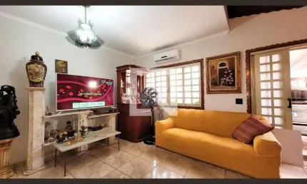 Casa para Venda - Jardim Flamboyant, 6 Quartos,  202 m² - Campinas