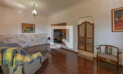 Casa para Venda - São João Batista, 4 Quartos,  360 m² - Belo Horizonte