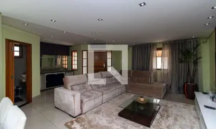 Casa para Venda - Picanço, 3 Quartos,  330 m² - Guarulhos