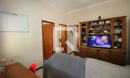 Casa para Venda - Penha, 2 Quartos,  327 m² - Rio de Janeiro