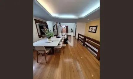 Casa para Venda - Ouro Preto, 5 Quartos,  250 m² - Belo Horizonte