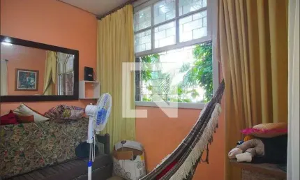 Casa para Venda - São João , 2 Quartos,  370 m² - Porto Alegre