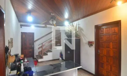 Casa para Venda - Igará, 3 Quartos,  250 m² - Canoas