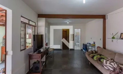 Casa para Venda - Ipiranga, 2 Quartos,  76 m² - Belo Horizonte