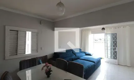 Casa para Venda - Copacabana, 2 Quartos,  200 m² - Belo Horizonte