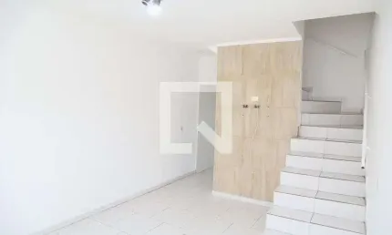 Casa para Venda - Vila Rio de Janeiro, 2 Quartos,  70 m² - Guarulhos
