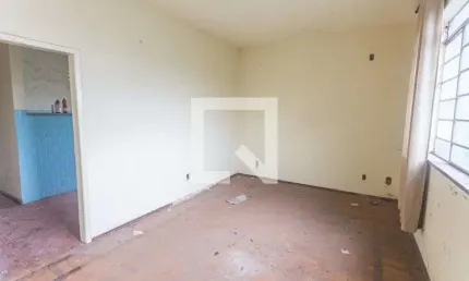 Casa para Venda - Sagrada Família, 3 Quartos,  400 m² - Belo Horizonte