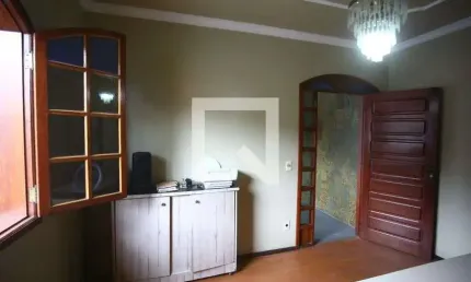 Casa para Venda - João Pinheiro, 6 Quartos,  360 m² - Belo Horizonte