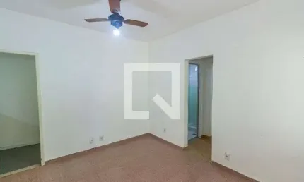Casa para Venda - Irajá, 2 Quartos,  300 m² - Rio de Janeiro