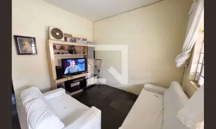 Casa para Venda - Milionários, 2 Quartos,  350 m² - Belo Horizonte