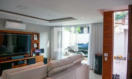 Casa para Venda - Pechincha, 3 Quartos,  360 m² - Rio de Janeiro
