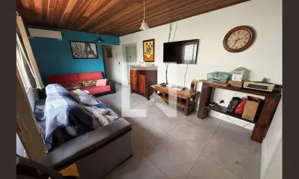 Casa para Venda - Jardim Itu-Sabará, 3 Quartos,  160 m² - Porto Alegre