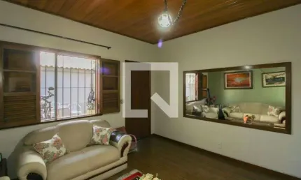 Casa para Venda - Planalto, 3 Quartos,  260 m² - Belo Horizonte