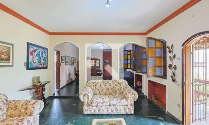 Casa para Venda - Fernão Dias, 3 Quartos,  511 m² - Belo Horizonte