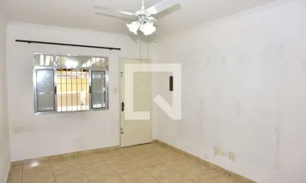 Casa para Venda - Jardim Marajoara , 2 Quartos,  140 m² - São Paulo