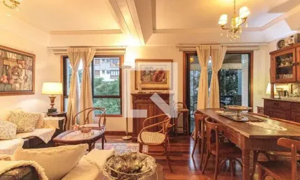 Apartamento para Venda - Moinhos de Vento, 2 Quartos,  100 m² - Porto Alegre
