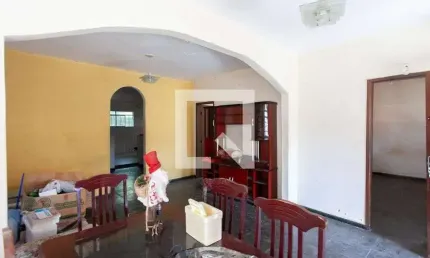 Casa para Venda - Guarani, 3 Quartos,  360 m² - Belo Horizonte