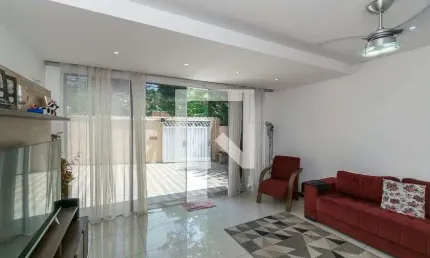 Casa para Venda - Penha, 3 Quartos,  100 m² - Rio de Janeiro