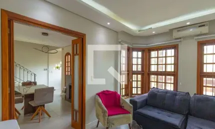 Casa para Venda - Nossa Sra das Graças, 3 Quartos,  150 m² - Canoas