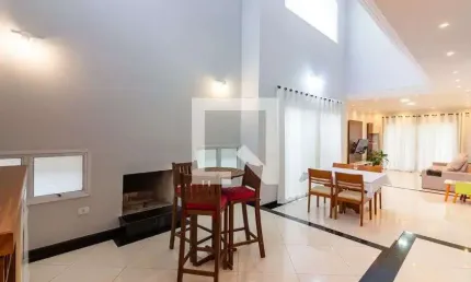 Casa para Venda - Iapi, 3 Quartos,  207 m² - Osasco