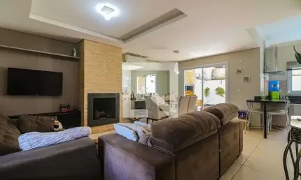 Casa para Venda - Bairro Fátima, 3 Quartos,  145 m² - Canoas