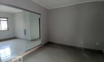 Casa para Venda - Feitoria Seller, 3 Quartos,  150 m² - São Leopoldo