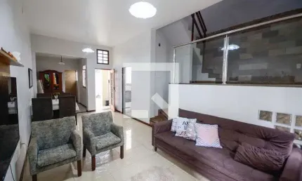 Casa para Venda - Tijuca, 3 Quartos,  200 m² - Rio de Janeiro