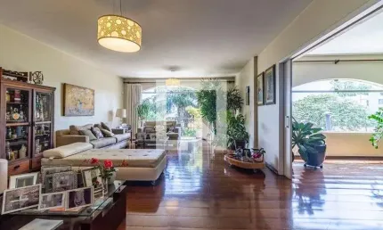Casa para Venda - Vila Madalena, 4 Quartos,  382 m² - São Paulo
