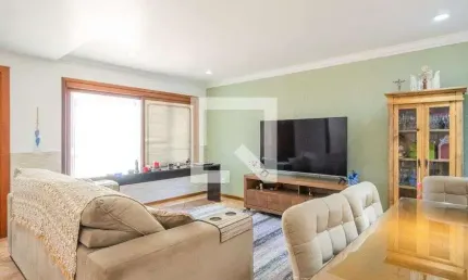 Casa para Venda - Camaquã, 3 Quartos,  180 m² - Porto Alegre