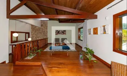 Casa para Venda - Santa Lúcia, 5 Quartos,  421 m² - Belo Horizonte