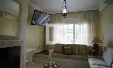 Casa para Venda - Jardim Itu-Sabará, 4 Quartos,  200 m² - Porto Alegre