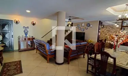 Casa para Venda - Pechincha, 4 Quartos,  420 m² - Rio de Janeiro