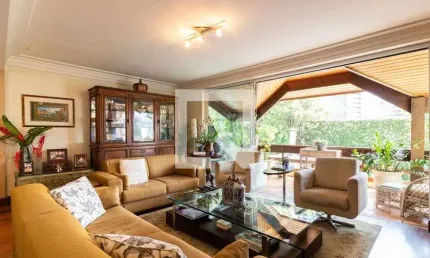 Casa para Venda - Moema, 3 Quartos,  550 m² - São Paulo