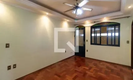 Casa para Venda - Vila Carrão, 4 Quartos,  400 m² - São Paulo