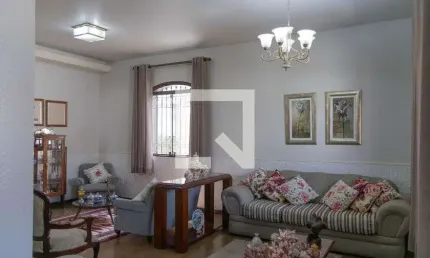 Casa para Venda - Camargos, 3 Quartos,  375 m² - Belo Horizonte