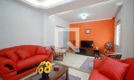 Casa para Venda - Ipiranga, 4 Quartos,  190 m² - Belo Horizonte