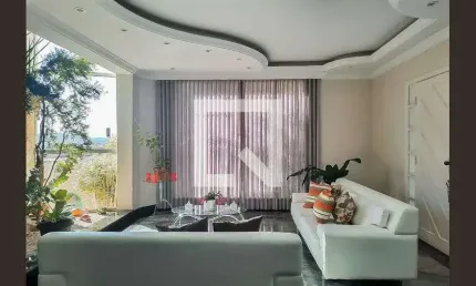 Casa para Venda - Heliópolis, 4 Quartos,  200 m² - Belo Horizonte