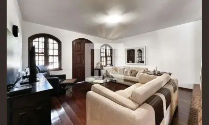 Casa para Venda - Belvedere, 4 Quartos,  250 m² - Belo Horizonte