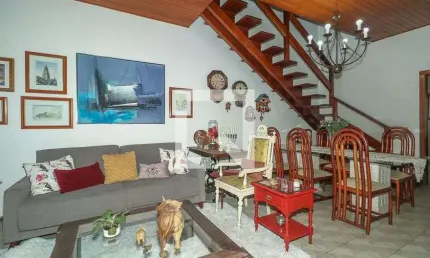 Casa para Venda - Chácara das Pedras , 4 Quartos,  278 m² - Porto Alegre