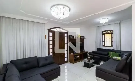 Casa para Venda - Copacabana, 4 Quartos,  500 m² - Belo Horizonte