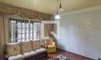 Casa para Venda - Igará, 3 Quartos,  300 m² - Canoas