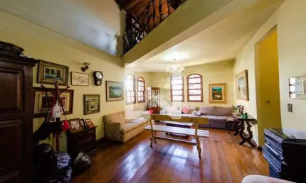 Casa para Venda - Santa Lúcia, 3 Quartos,  343 m² - Belo Horizonte