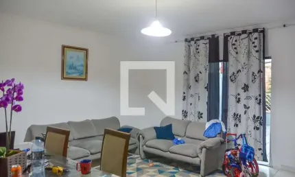 Casa para Venda - Nova Petrópolis, 3 Quartos,  274 m² - São Bernardo do Campo