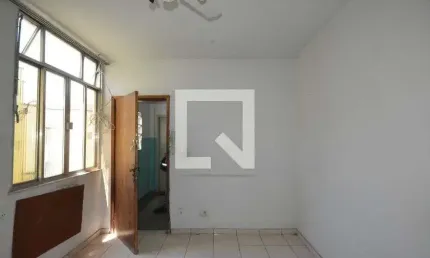 Apartamento para Venda - Parada de Lucas, 1 Quarto,  66 m² - Rio de Janeiro
