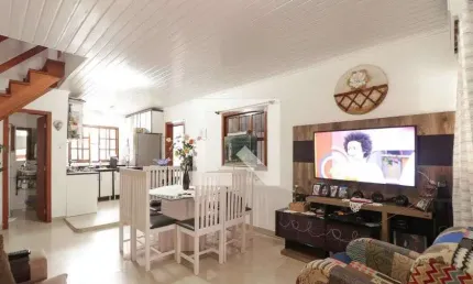 Casa para Venda - Hipica, 2 Quartos,  140 m² - Porto Alegre