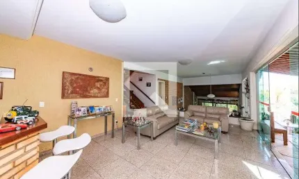 Casa para Venda - Santa Lúcia, 6 Quartos,  549 m² - Belo Horizonte