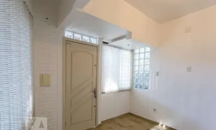 Casa para Venda - Partenon, 2 Quartos,  100 m² - Porto Alegre
